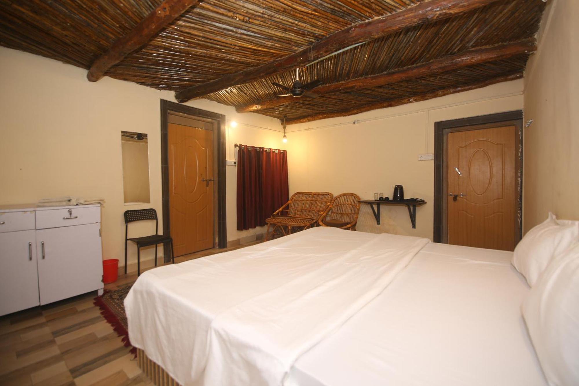 Tribal Wood Resort Dhanwar Luaran gambar