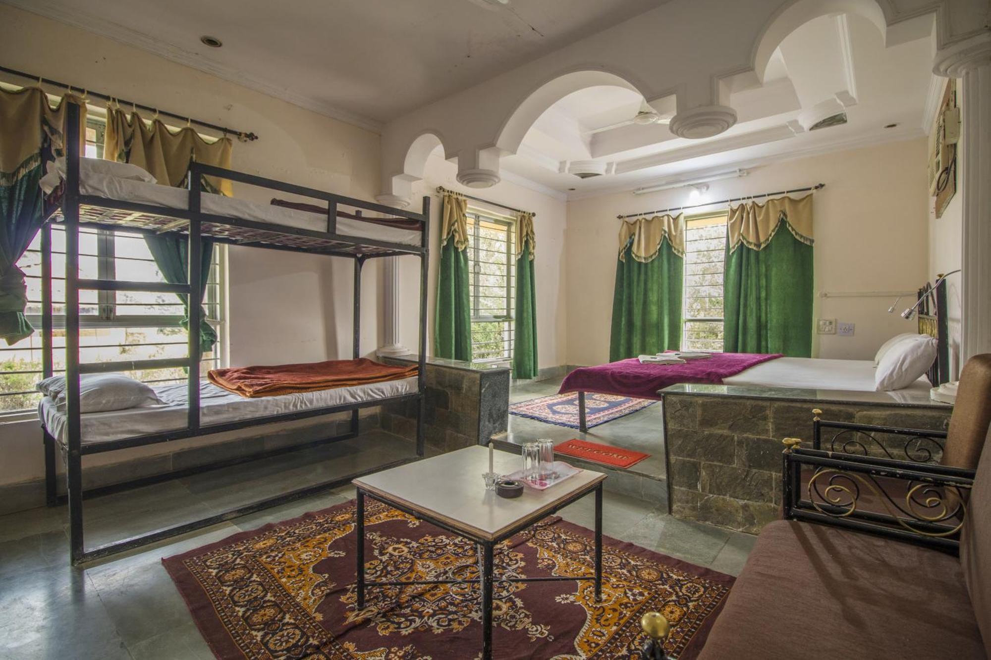 Tribal Wood Resort Dhanwar Luaran gambar