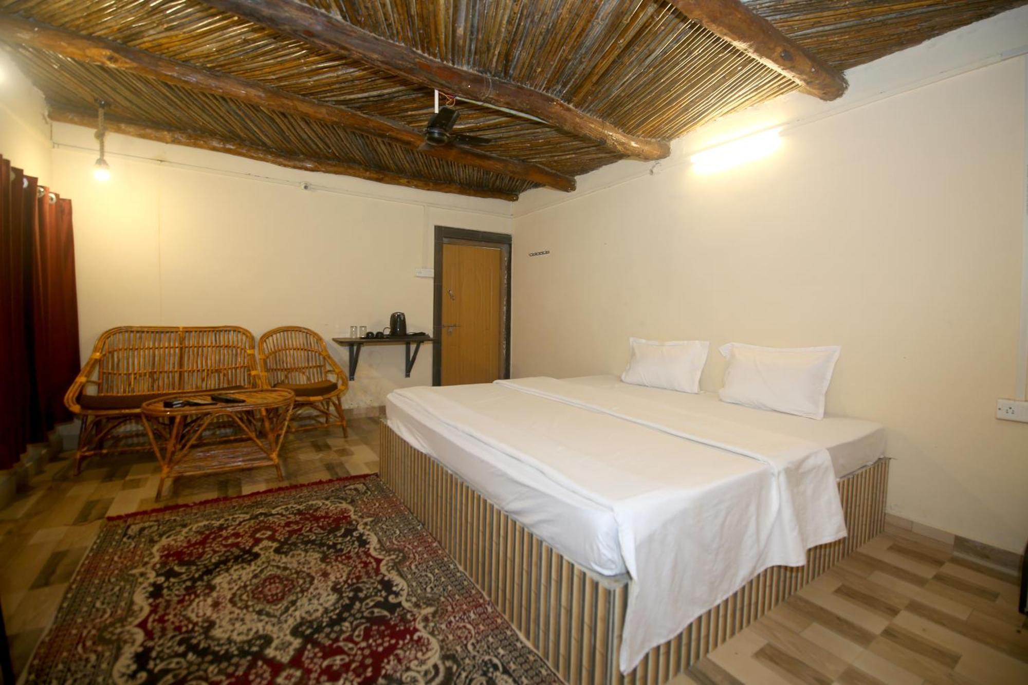 Tribal Wood Resort Dhanwar Luaran gambar